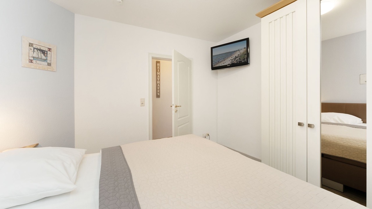 Photo of Bedroom in Neue Tiefe