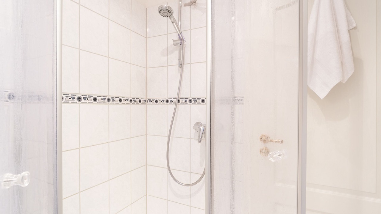 Photo of Bathroom in Neue Tiefe
