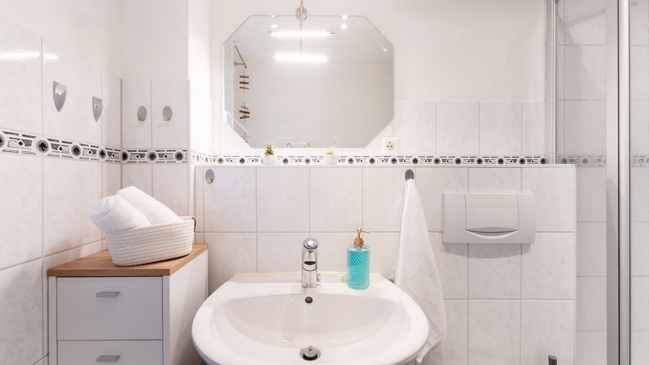 Photo of Bathroom in Neue Tiefe