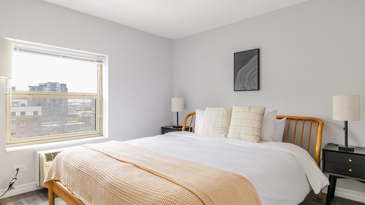 Photo of Bedroom in Rush and Division