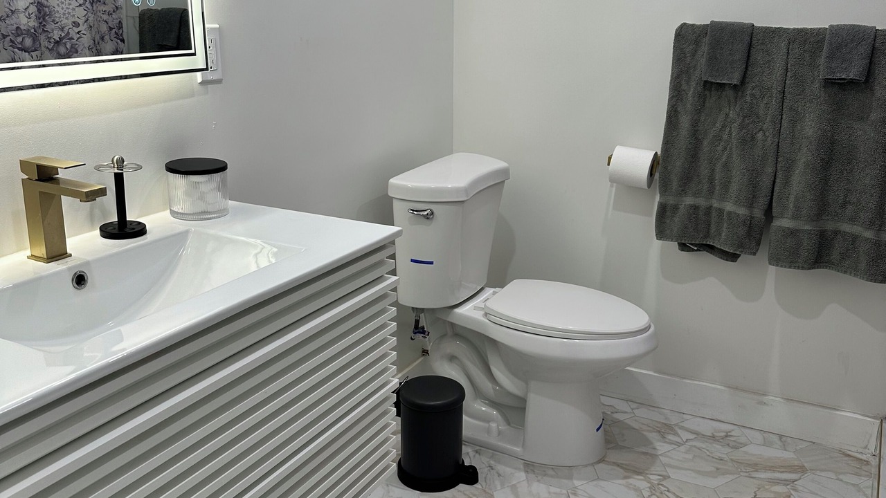 Photo of Bathroom in Northridge