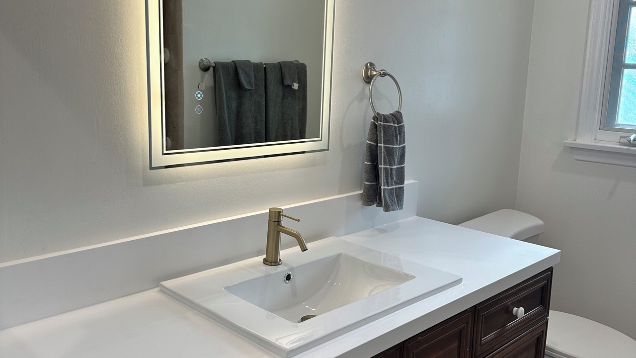 Photo of Bathroom in Northridge