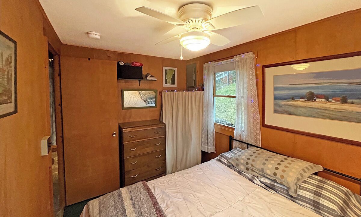 Photo of Bedroom in Derby