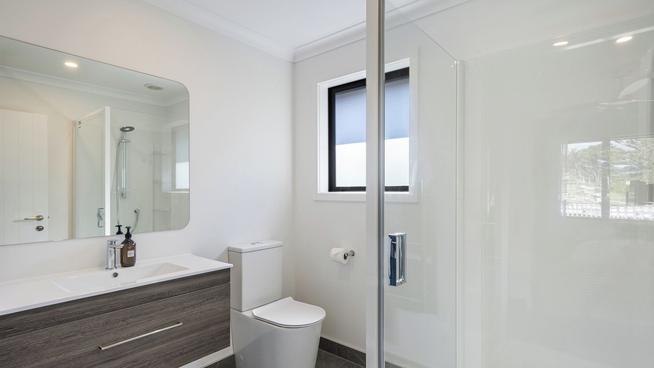 Photo of Bathroom in Waitarere Beach