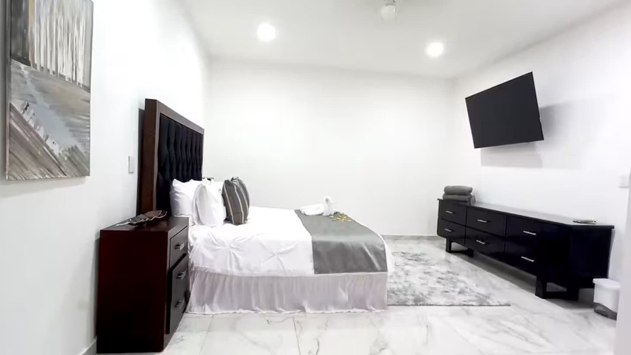 Photo of Bedroom in Salinas
