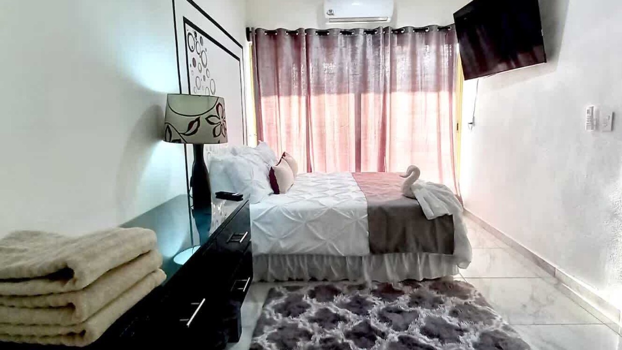 Photo of Bedroom in Salinas