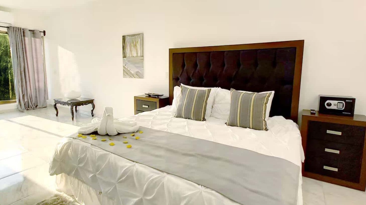 Photo of Bedroom in Salinas