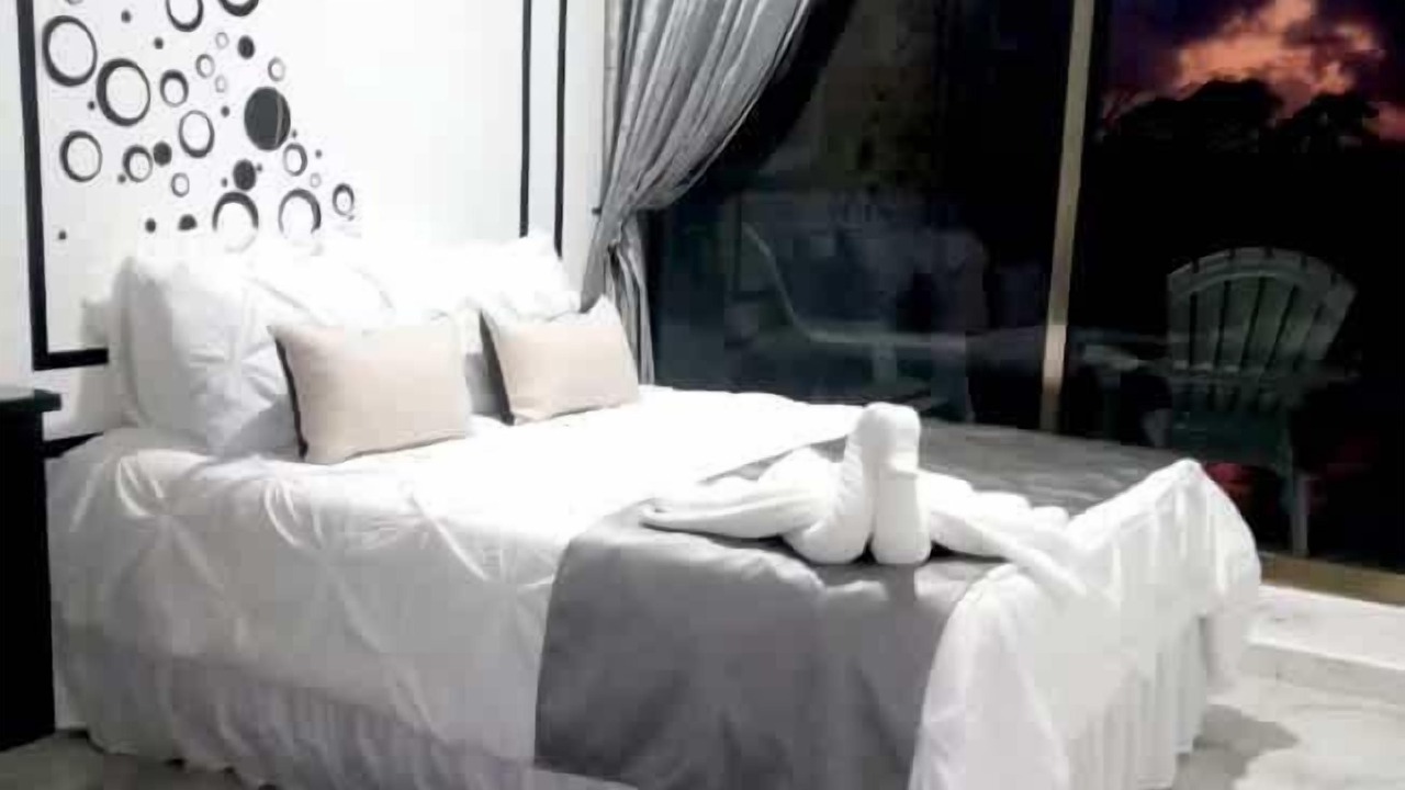 Photo of Bedroom in Salinas