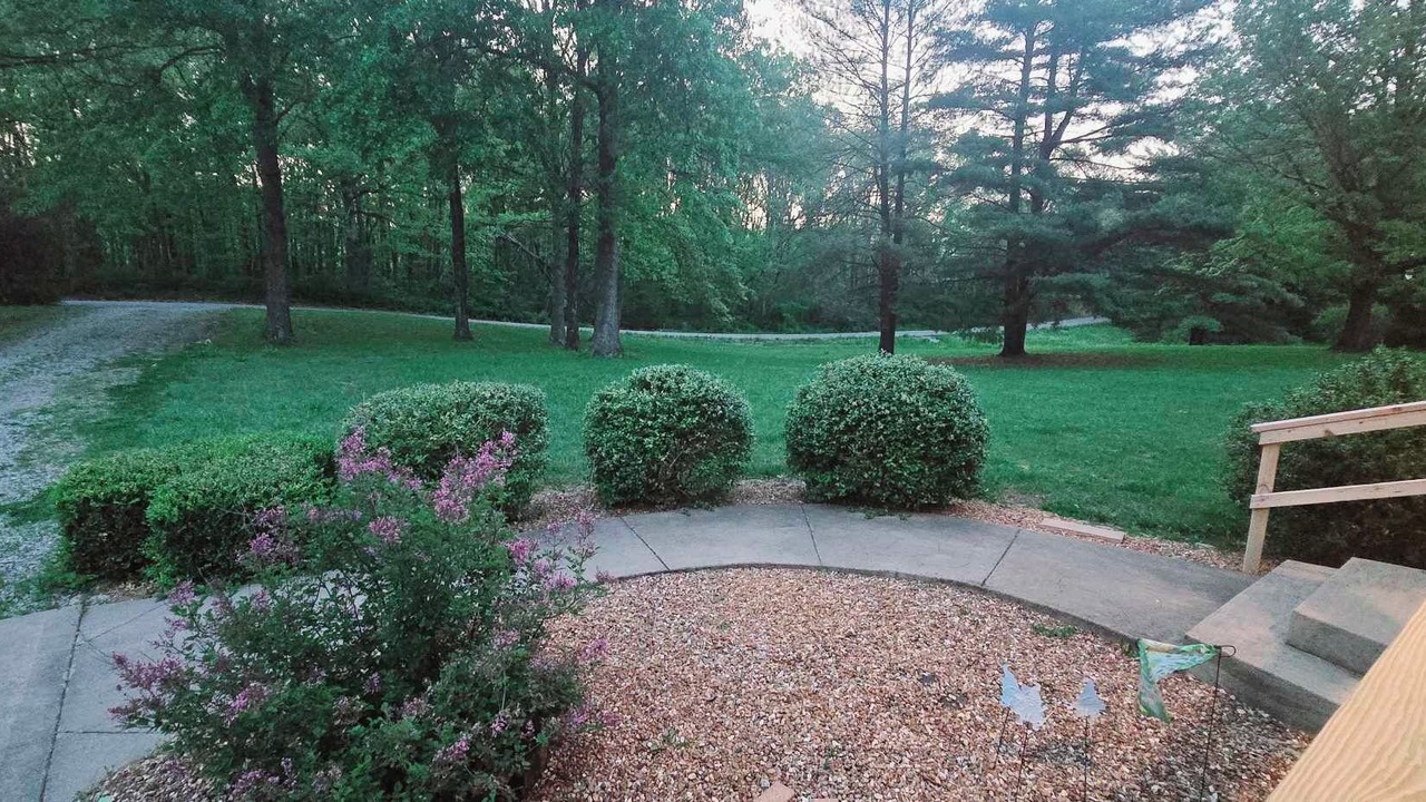 Photo of Outdoor in Bluford