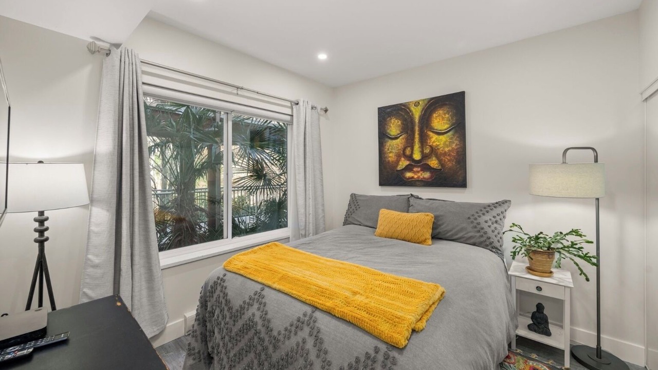 Photo of Bedroom in Metro Vancouver Regional District