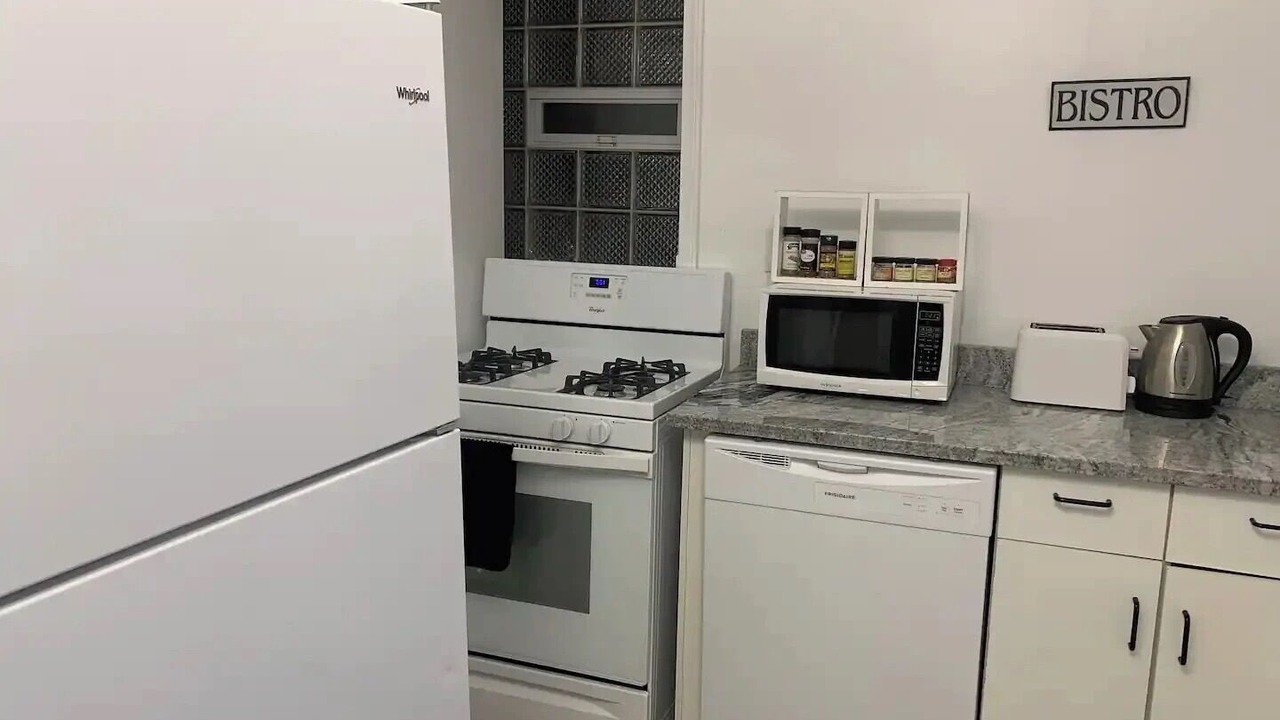Photo of Kitchen in Edgewater