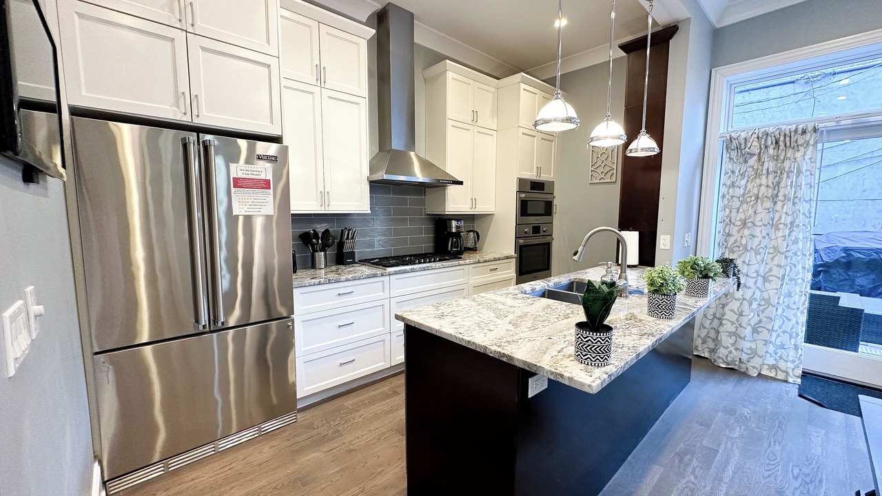 Photo of Kitchen in Near North Side
