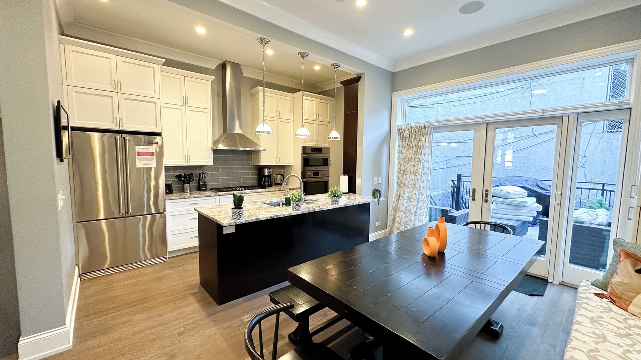 Photo of Kitchen in Near North Side