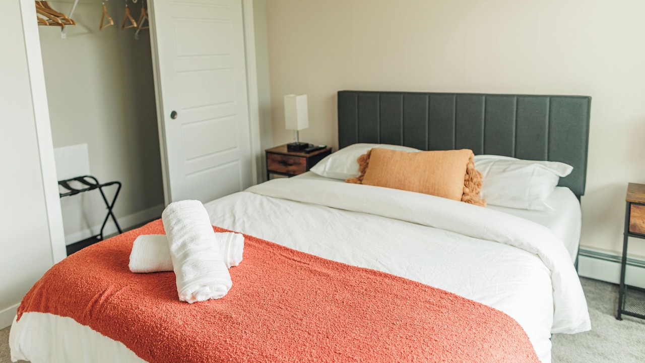 Photo of Bedroom in Inglewood