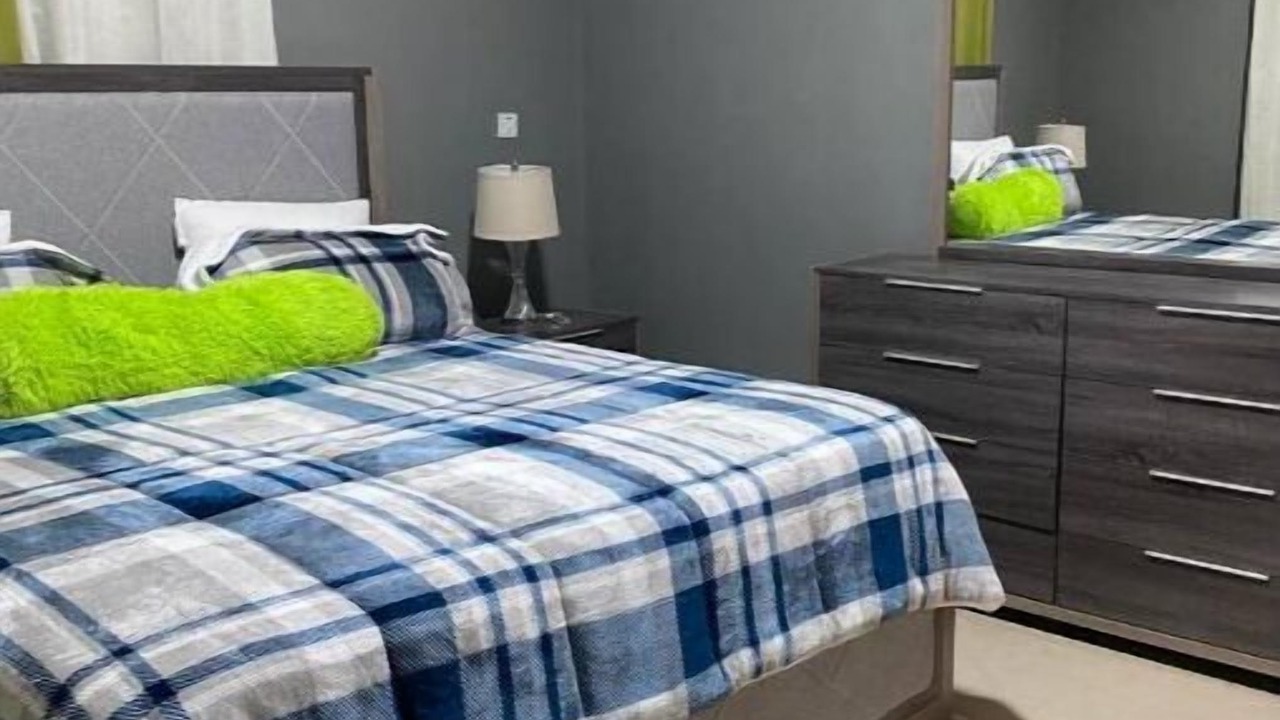 Photo of Bedroom in West Gate Hills