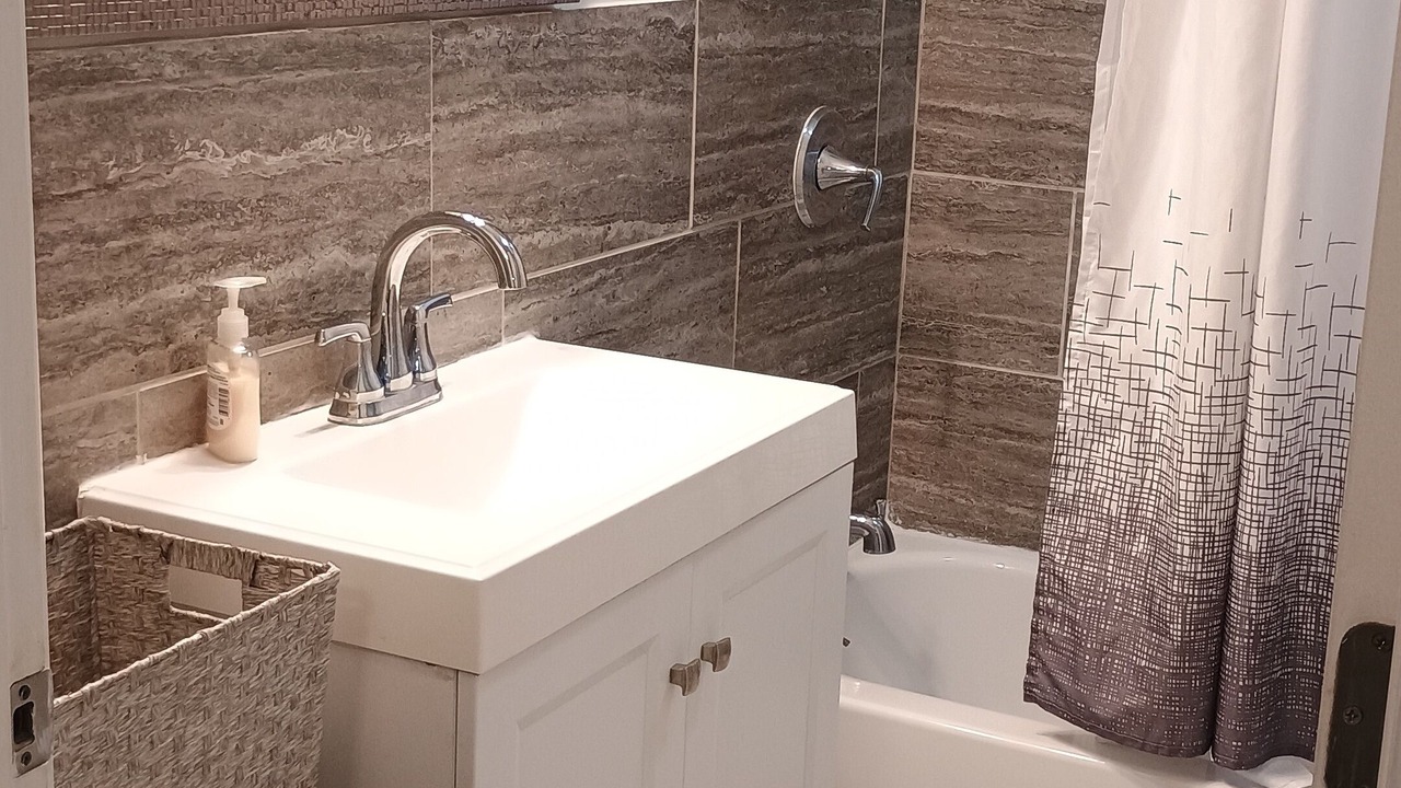 Photo of Bathroom in Woodlawn