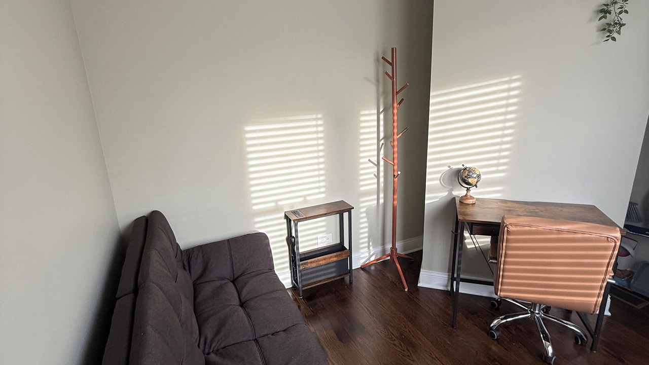 Photo of Livingroom in Berwyn