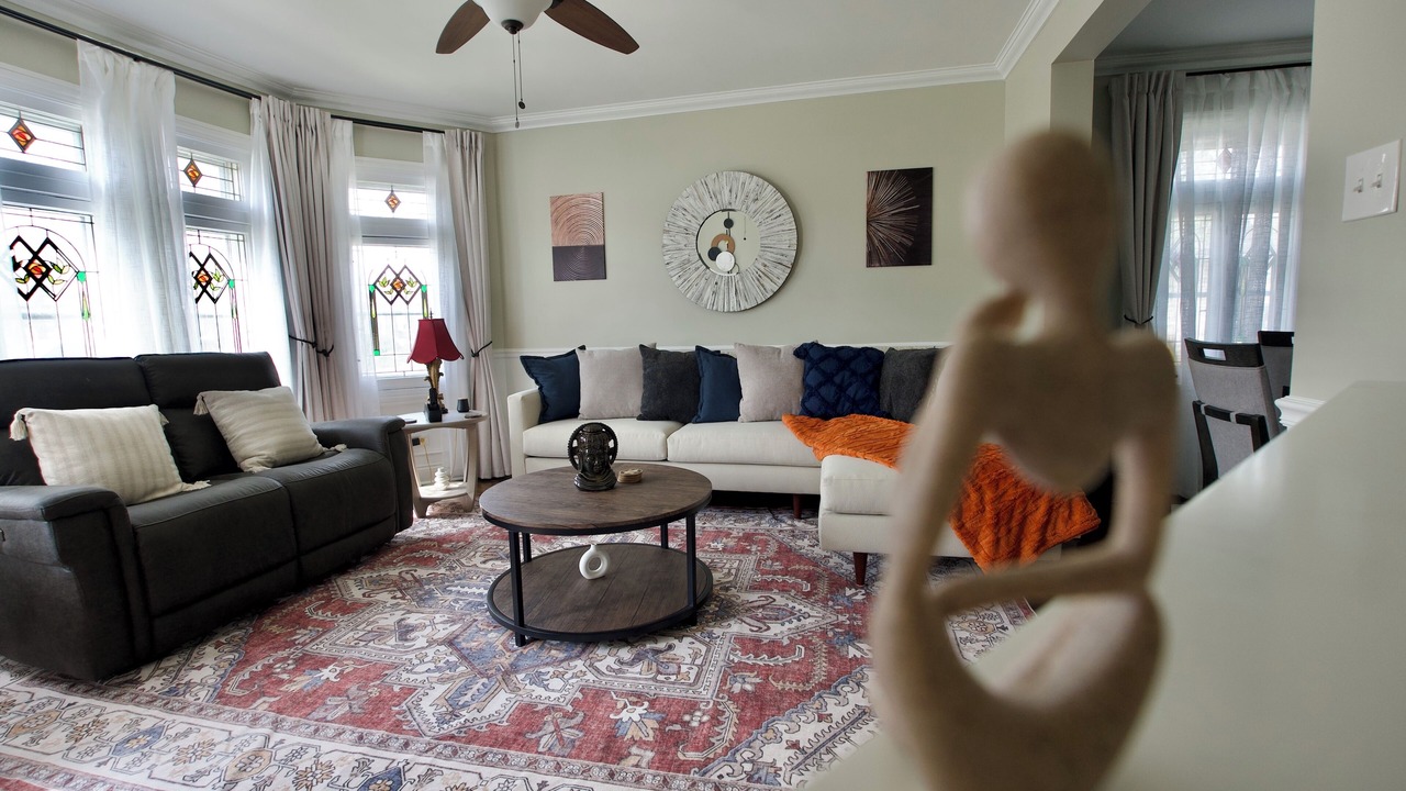 Photo of Livingroom in Berwyn