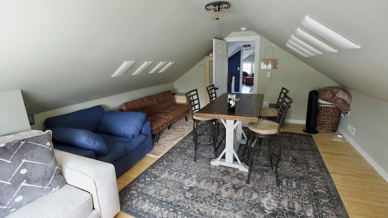 Photo of Livingroom in Berwyn
