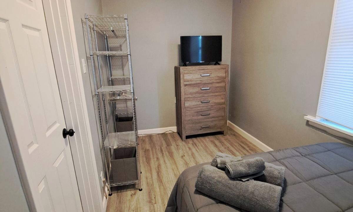 Photo of Bedroom in North Center