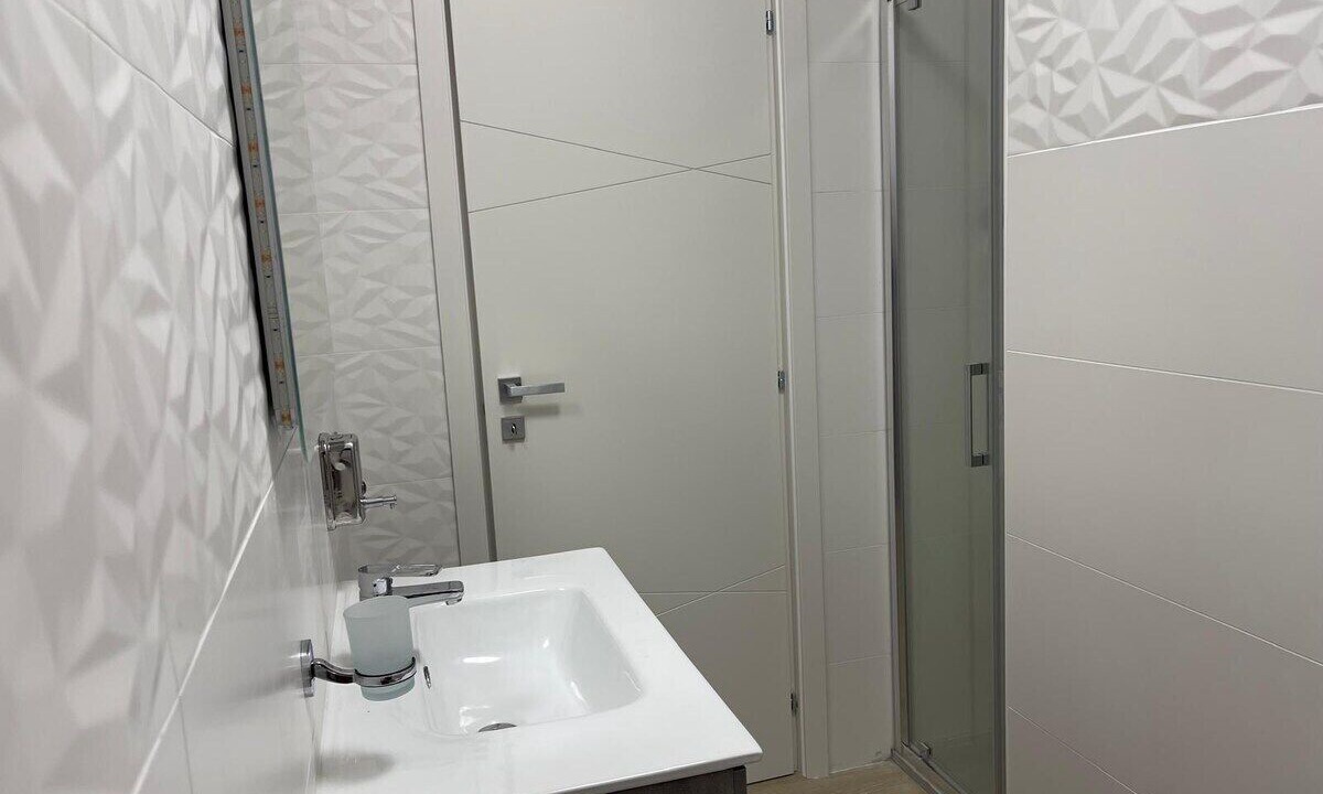 Photo of Bathroom in Zona XVIII Capannelle