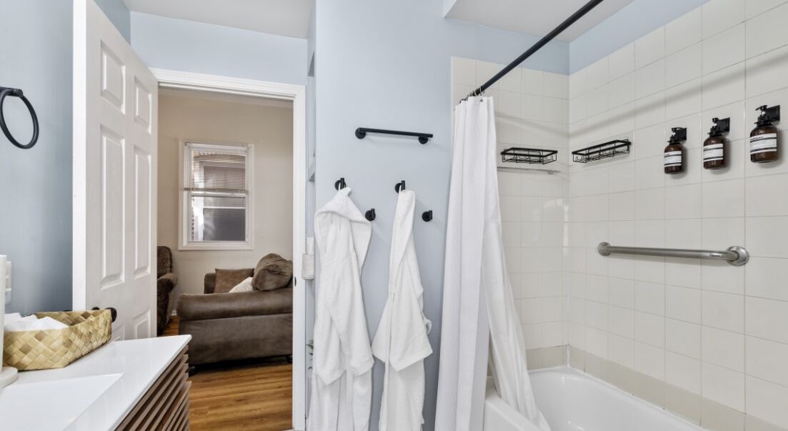 Photo of Bathroom in Grand Boulevard