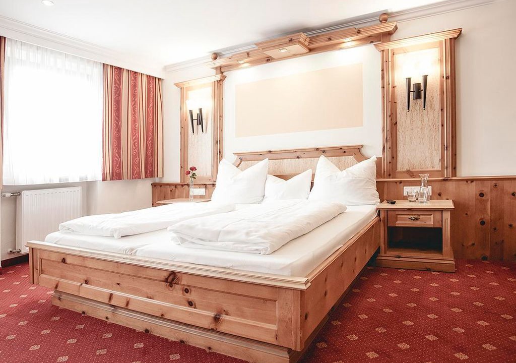 Photo of Bedroom in Weer