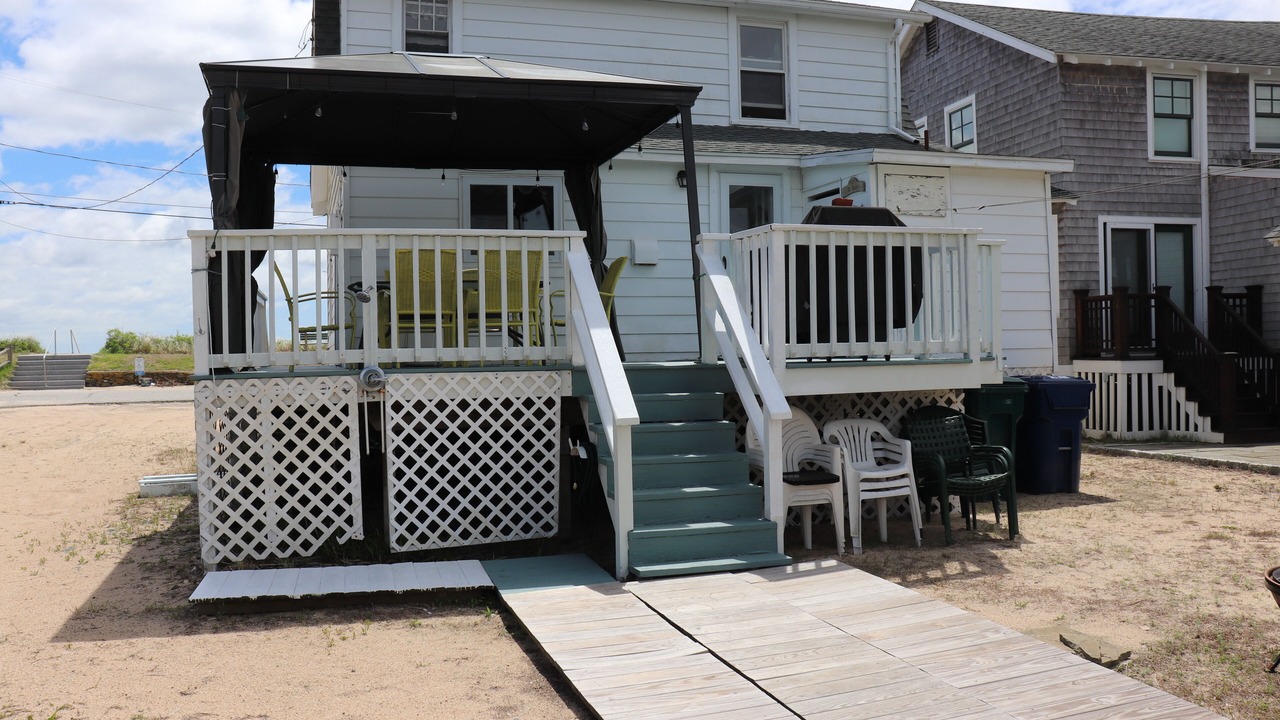 Photo of Patio Balcony in Old Lyme