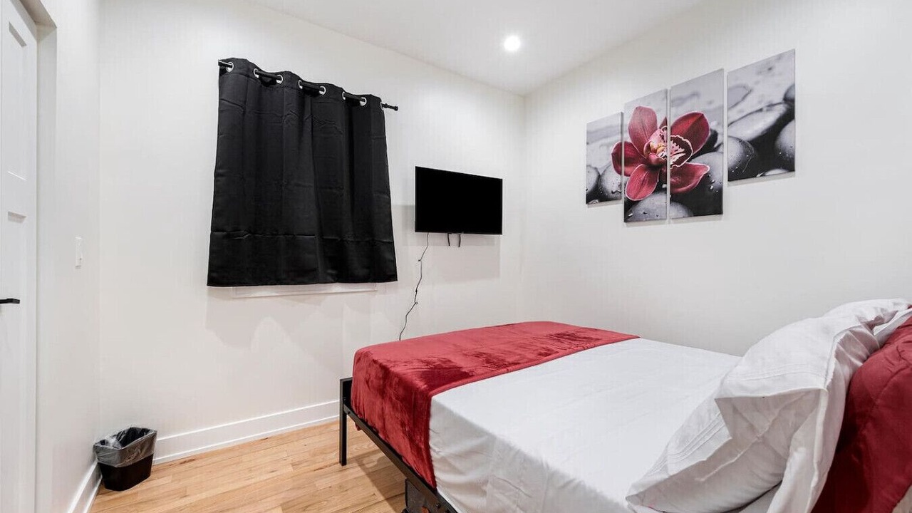 Photo of Bedroom in Pilsen