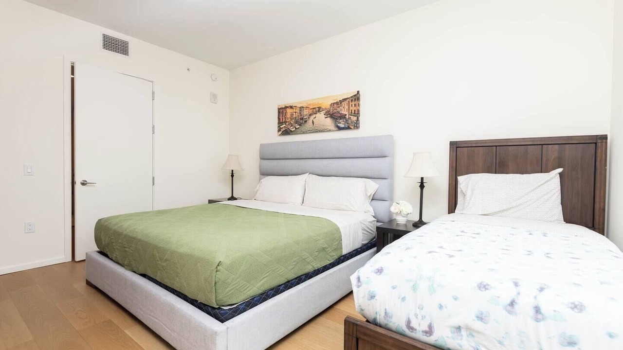 Photo of Bedroom in Financial District