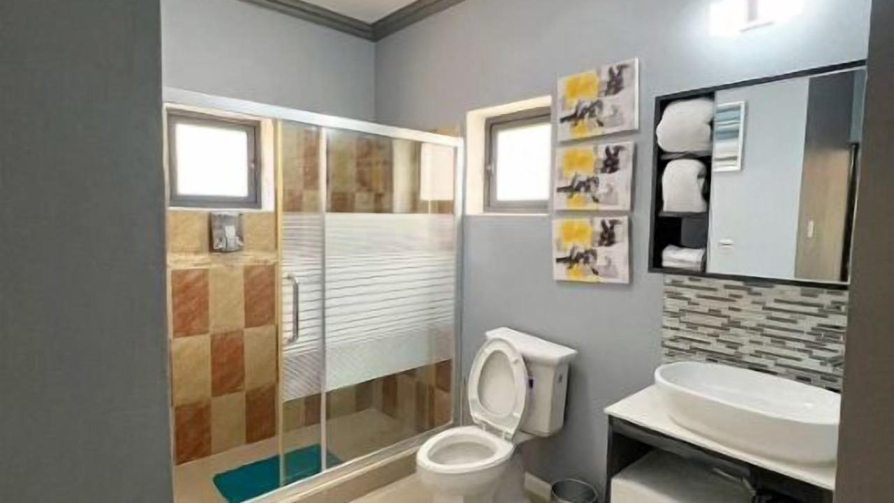 Photo of Bathroom in West Gate Hills
