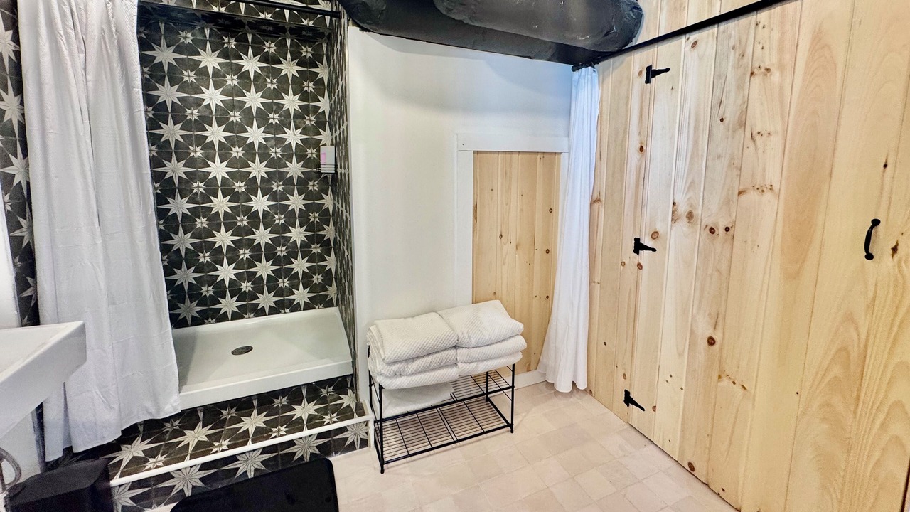 Photo of Bathroom in Guildhall