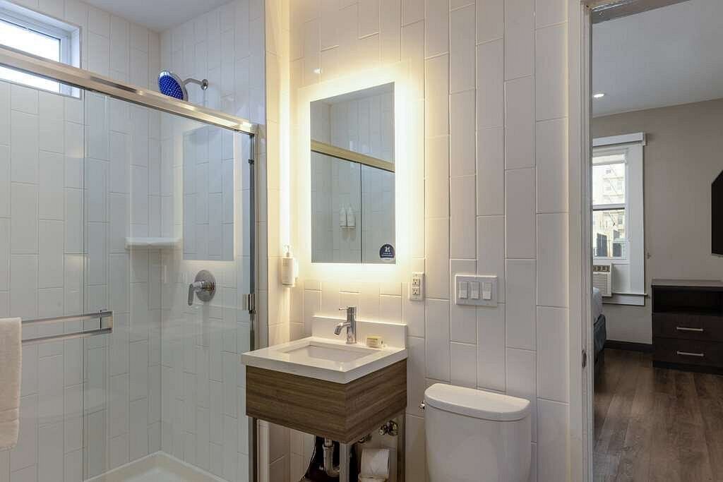 Photo of Bathroom in Theater District
