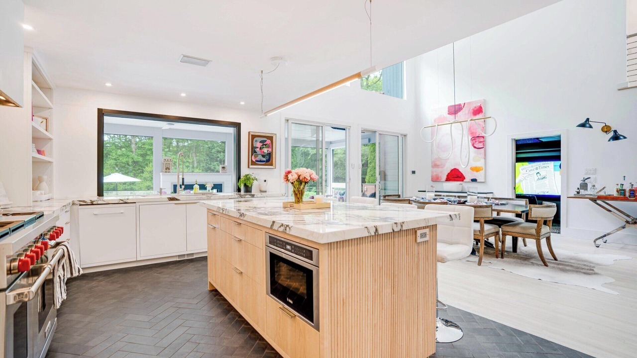 Photo of Kitchen in East Hampton North