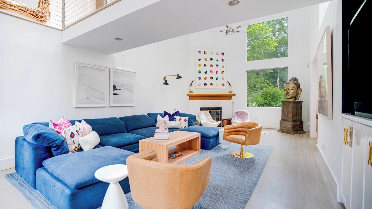 Photo of Livingroom in East Hampton North