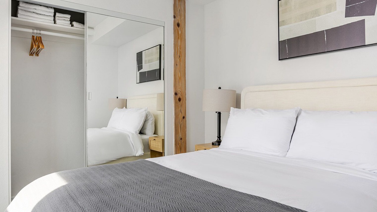 Photo of Bedroom in Del Rey