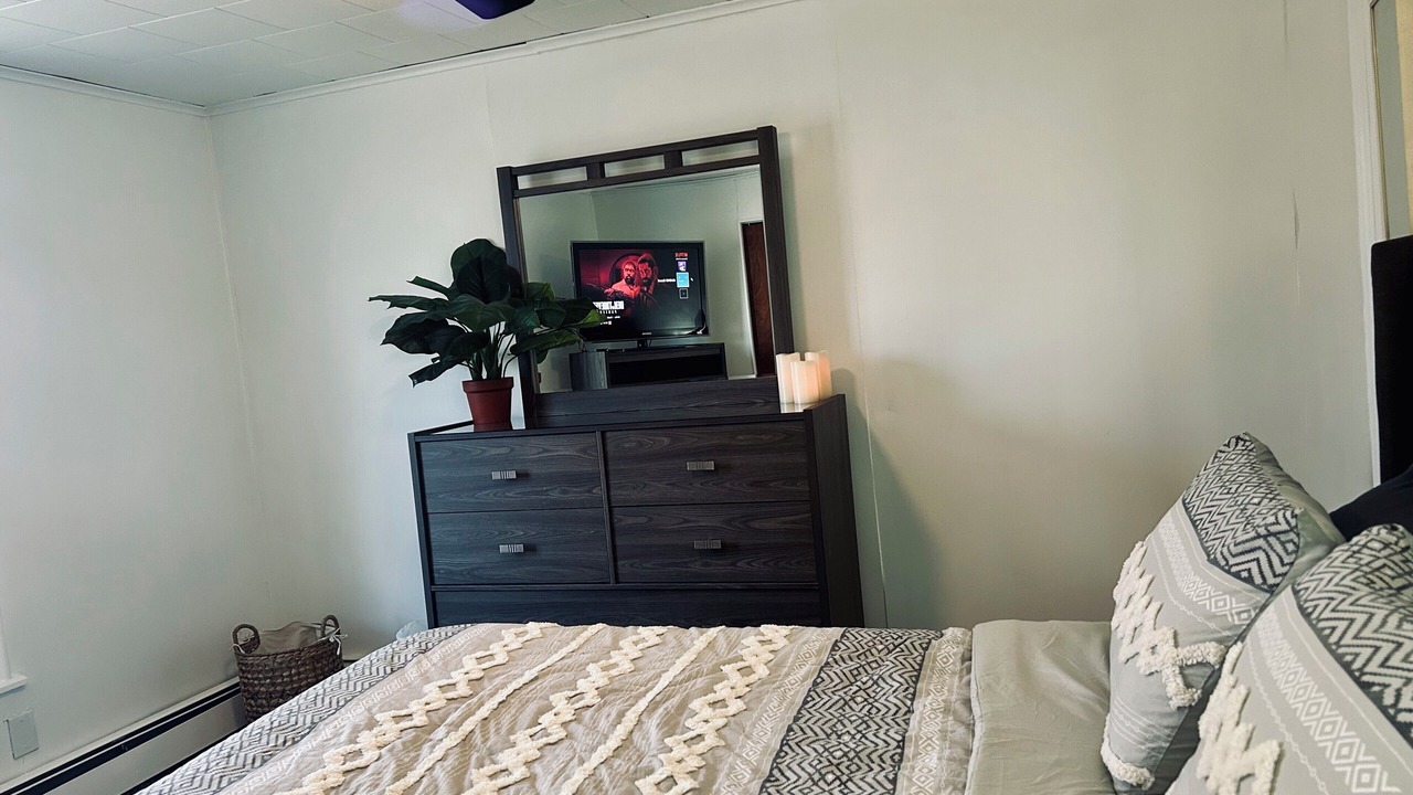 Photo of Bedroom in Town of Brunswick