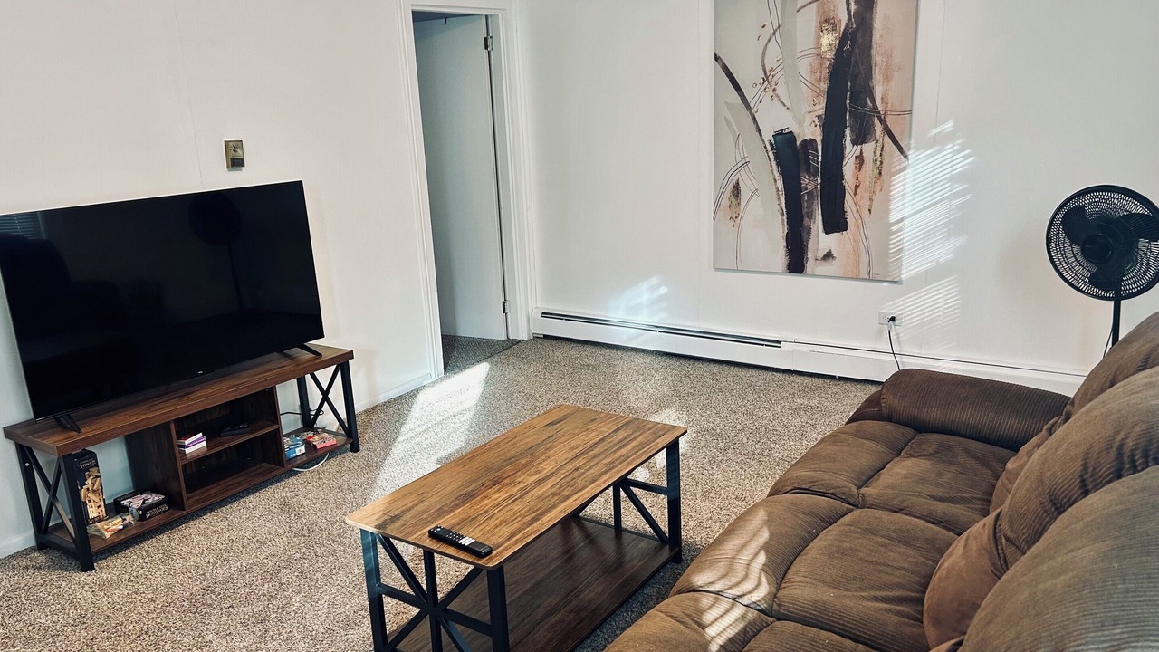 Photo of Livingroom in Town of Brunswick