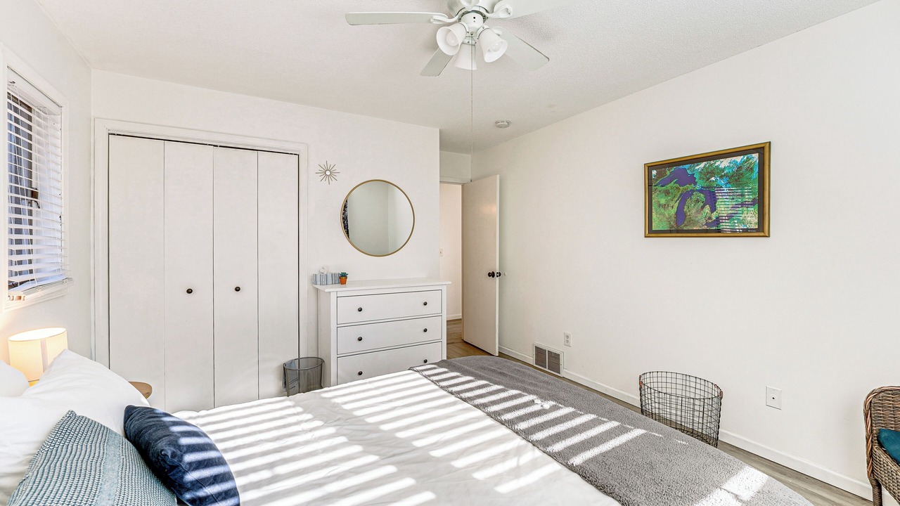 Photo of Bedroom in Whitehall