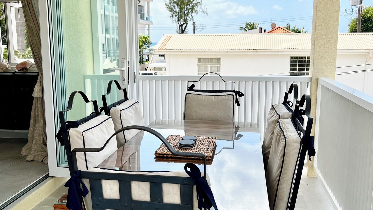 Photo of Patio Balcony in Old Trees Bay
