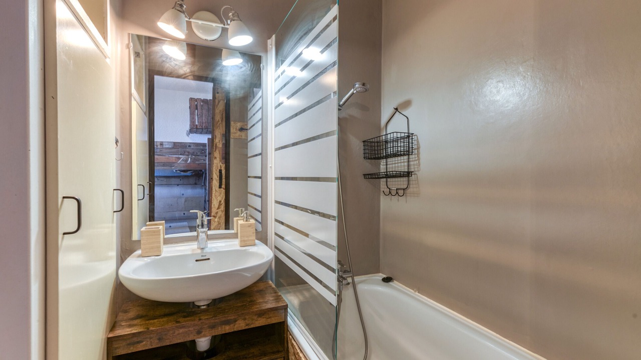 Photo of Bathroom in Eclose-Ouest
