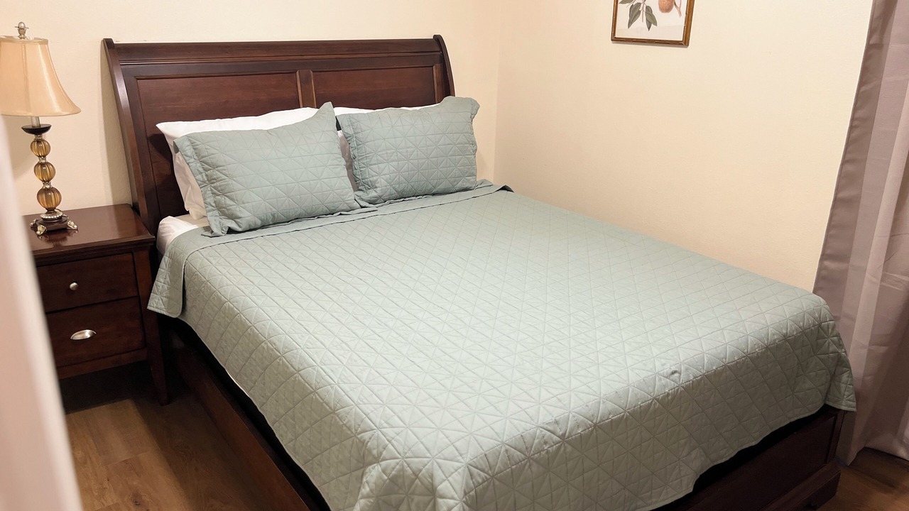 Photo of Bedroom in Citrus Springs