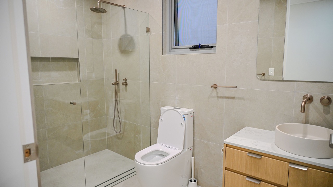 Photo of Bathroom in Lurnea