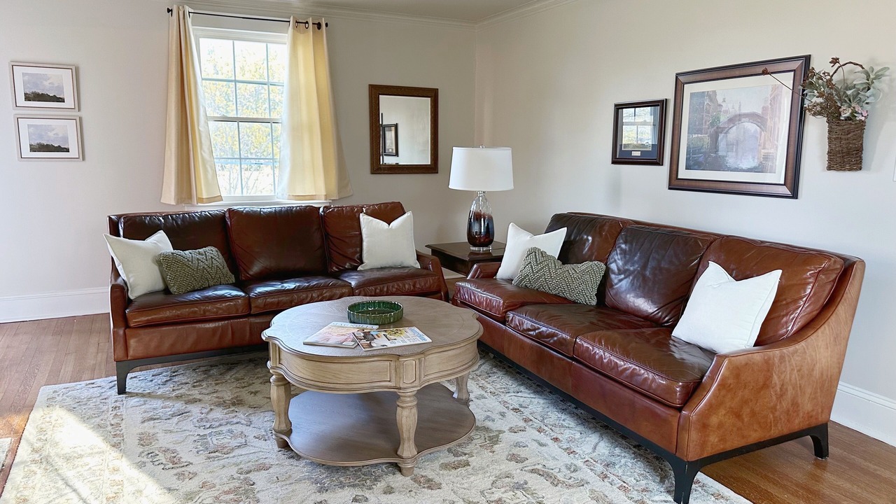 Photo of Livingroom in Maple Hill