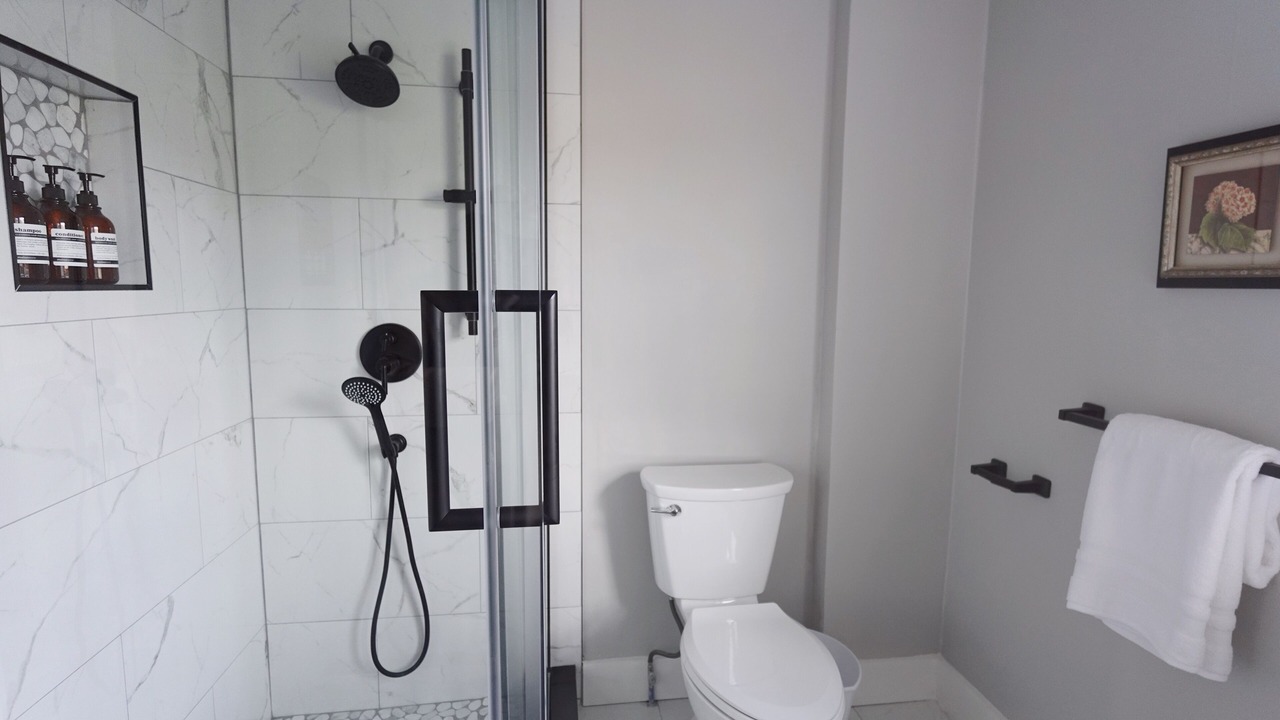 Photo of Bathroom in Maple Hill