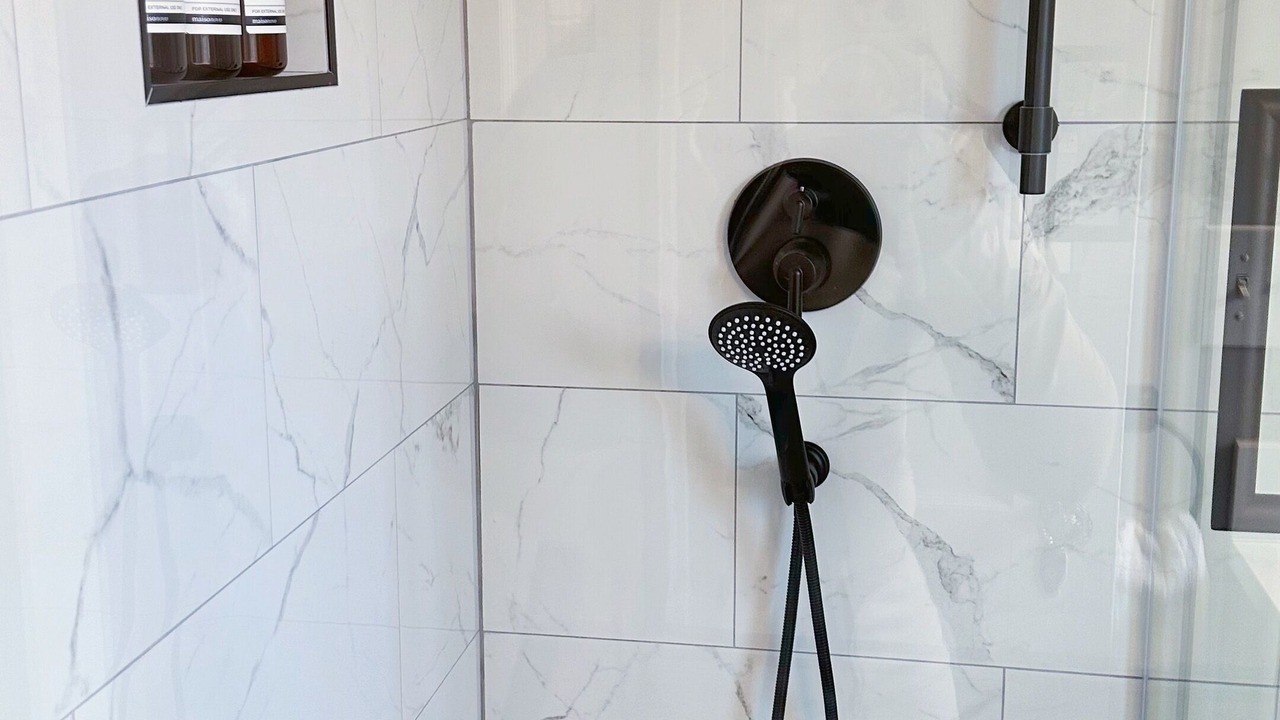 Photo of Bathroom in Maple Hill