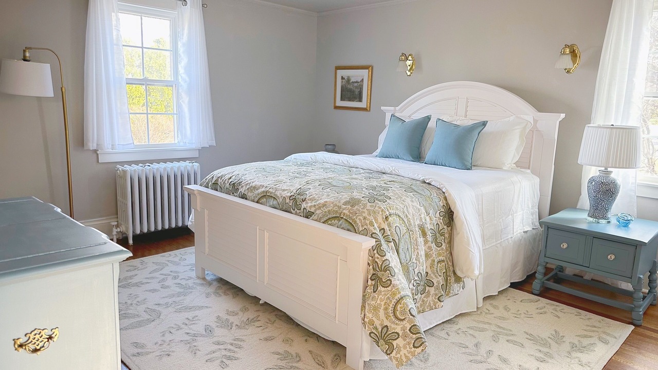 Photo of Bedroom in Maple Hill