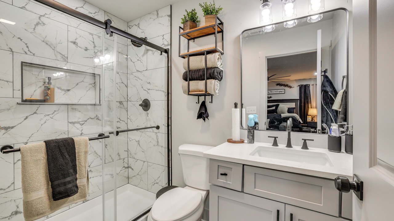 Photo of Bathroom in Ooltewah
