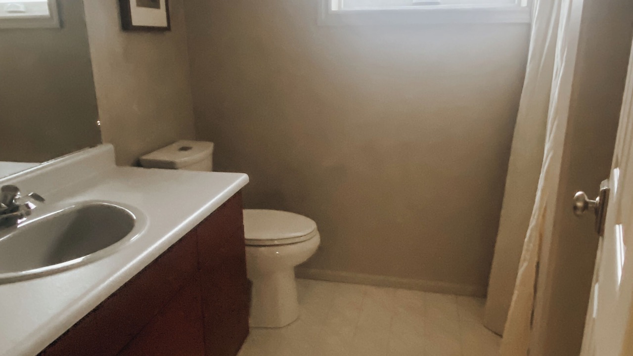Photo of Bathroom in Salmon Arm