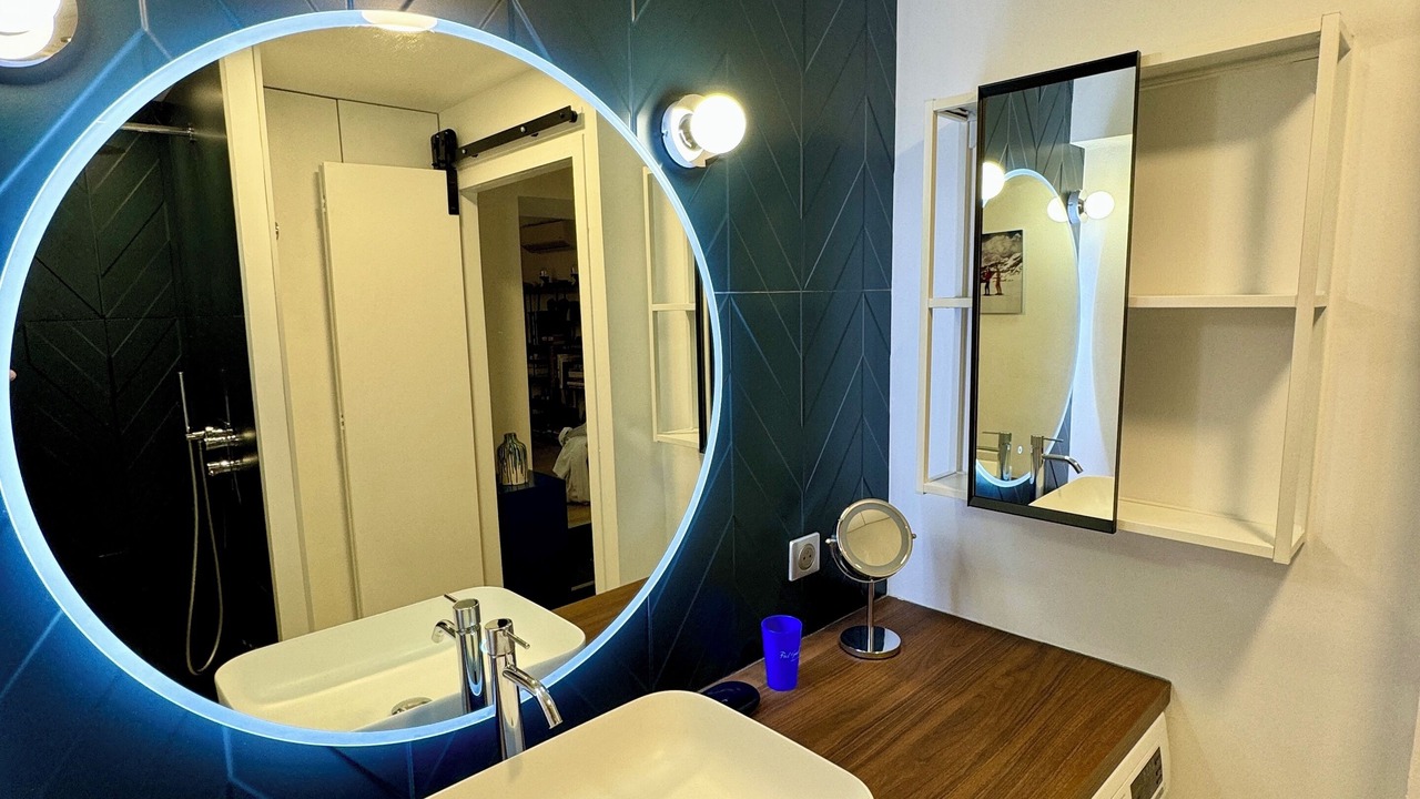 Photo of Bathroom in Oullins